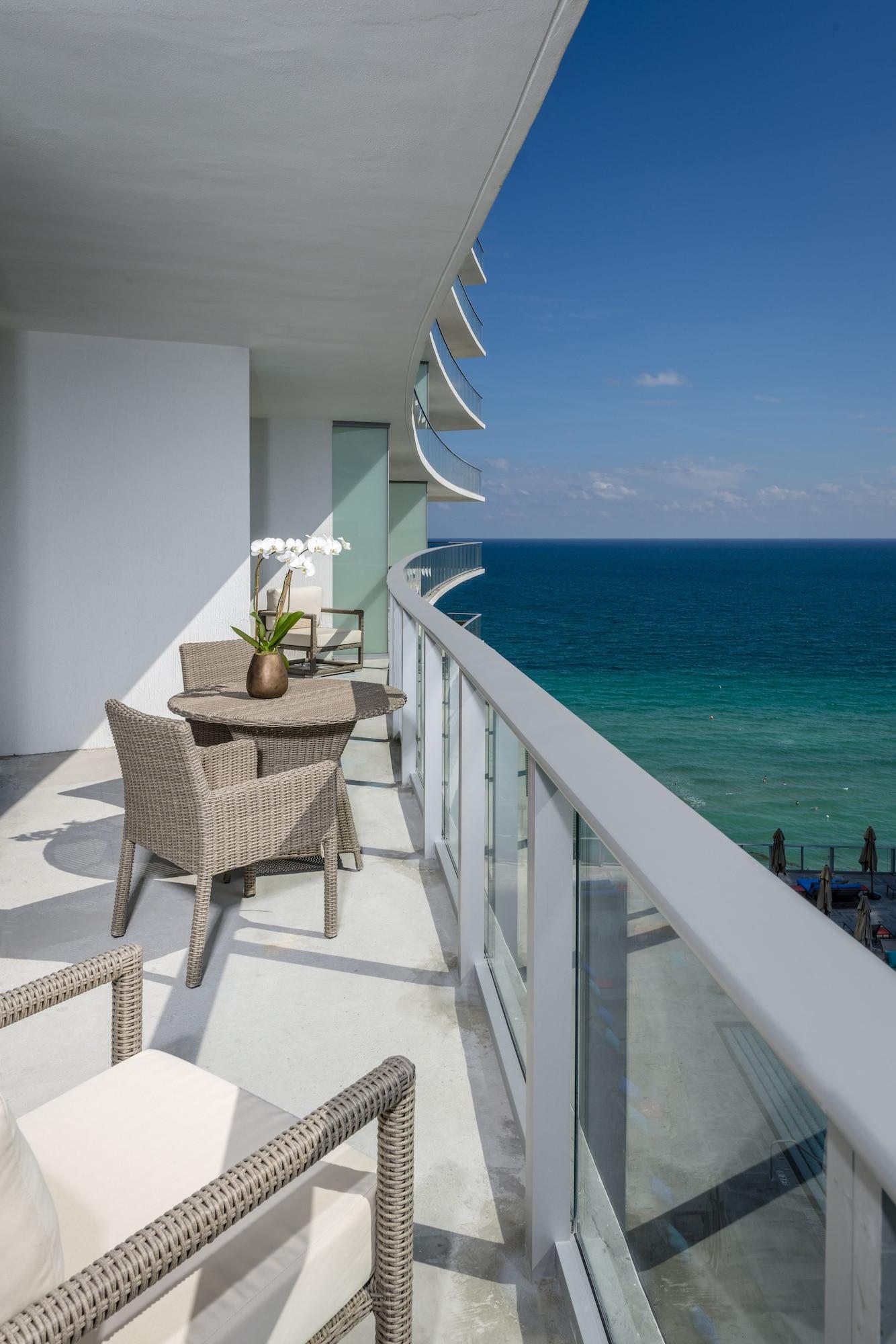 Lyfe Resort & Residences Hollywood Bagian luar foto