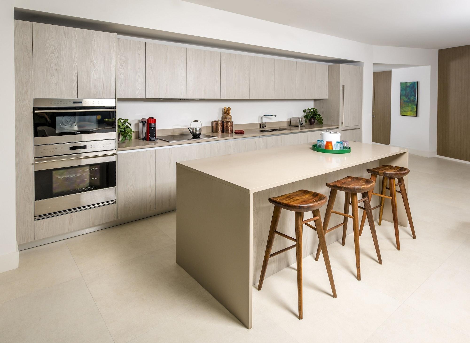 Lyfe Resort & Residences Hollywood Bagian luar foto