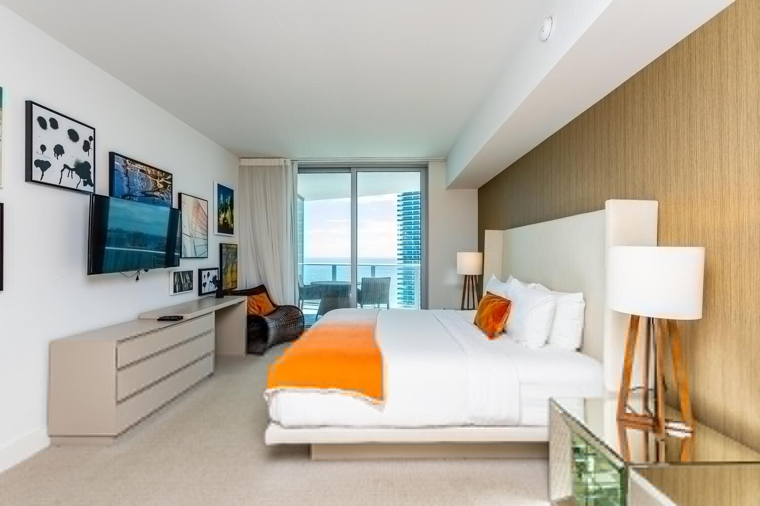 Lyfe Resort & Residences Hollywood Bagian luar foto