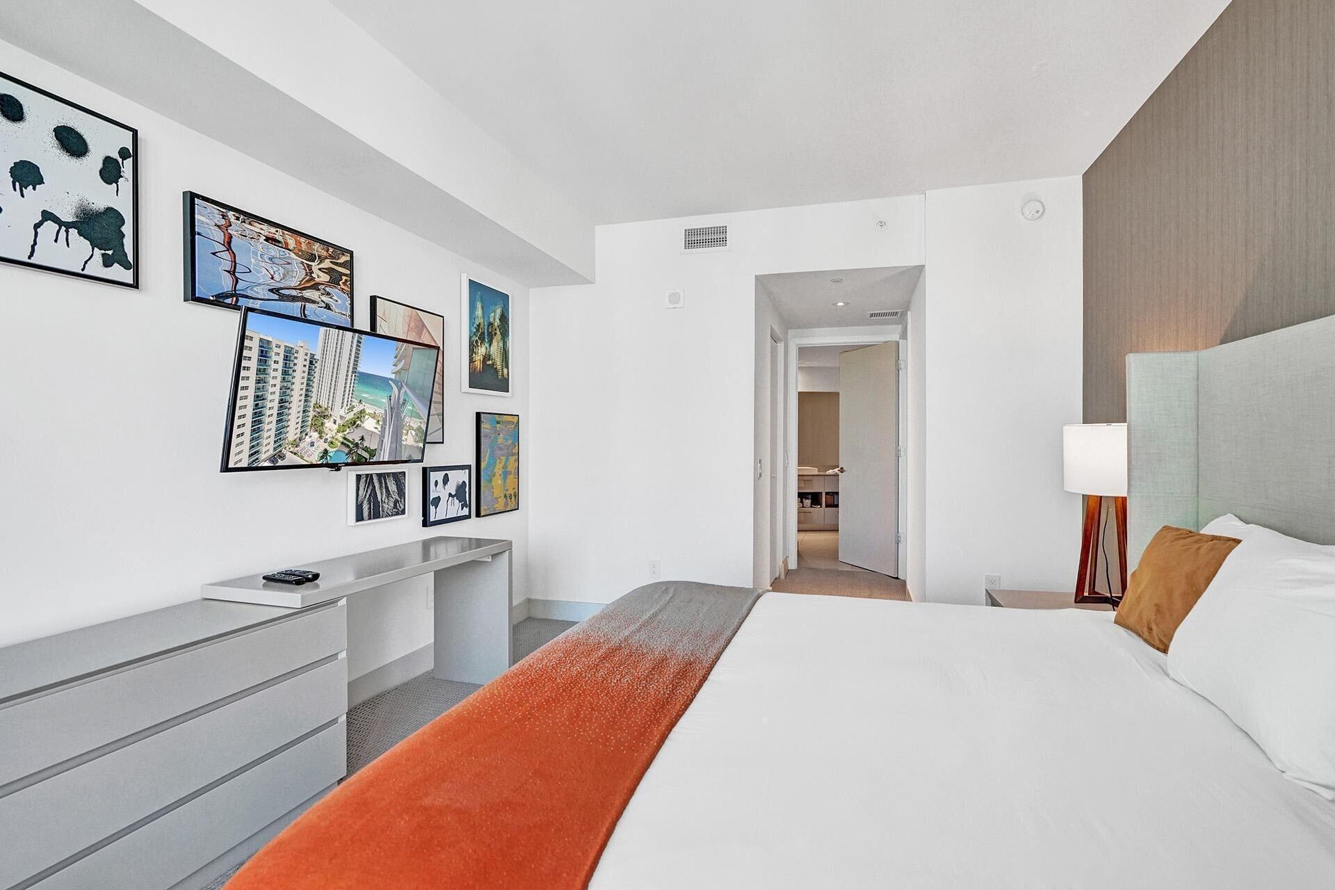 Lyfe Resort & Residences Hollywood Bagian luar foto