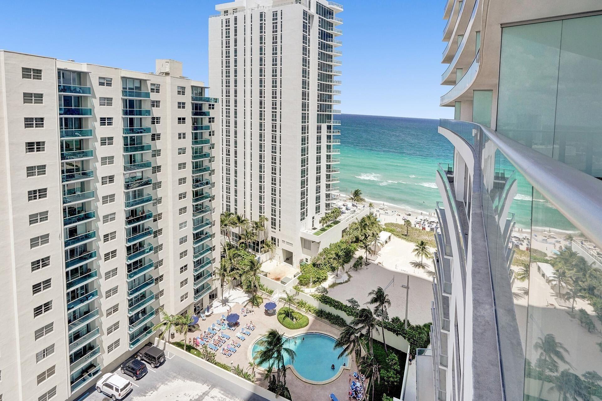 Lyfe Resort & Residences Hollywood Bagian luar foto