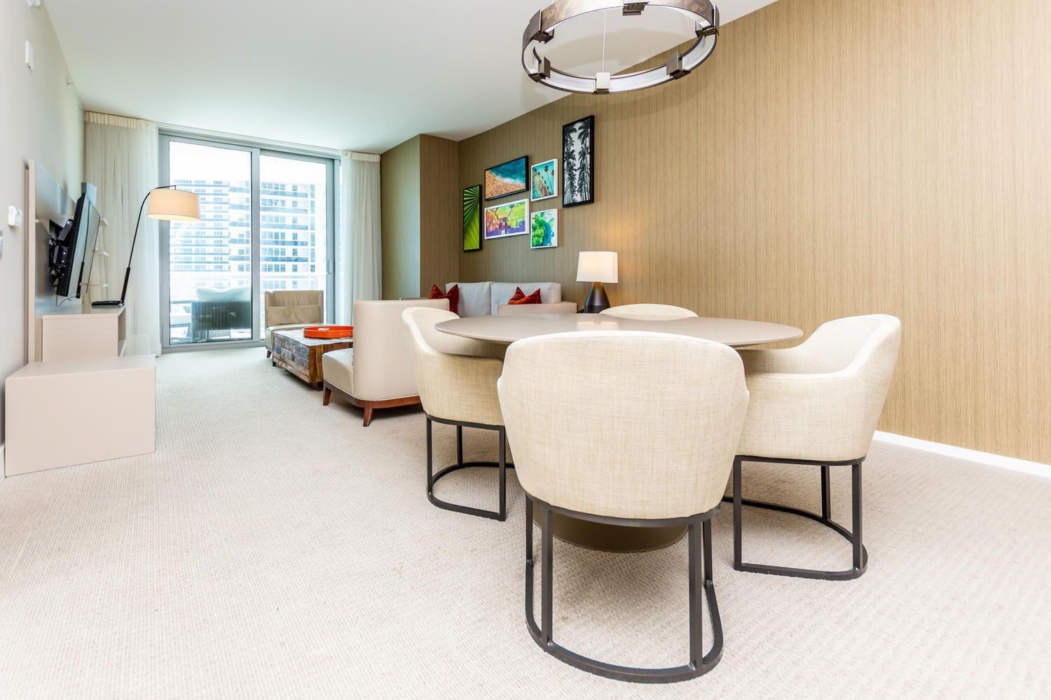 Lyfe Resort & Residences Hollywood Bagian luar foto